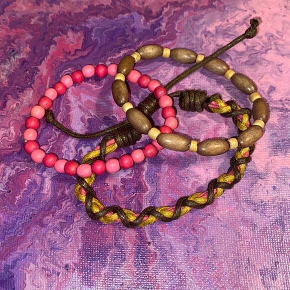 Beachy Bracelet Bundle Set of 3 - Picture 1 of 6